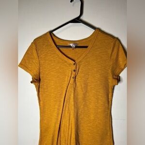 Mustard yellow Xhilaration top size XL